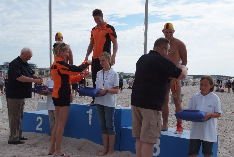 Rik op het podium van de Board Race.