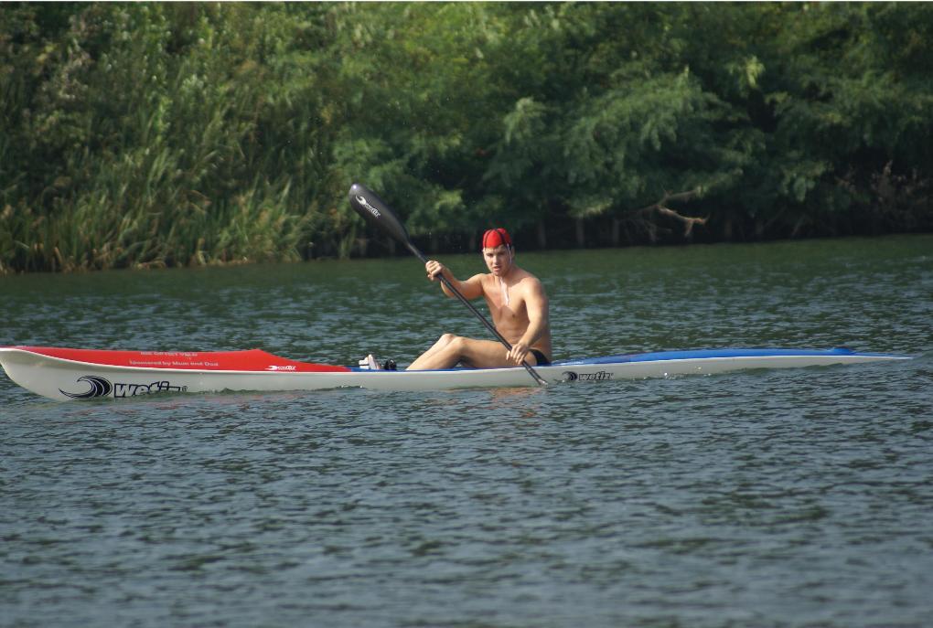 Rik Op het Veld op zijn surfski, weer geen Nederlandse Titel