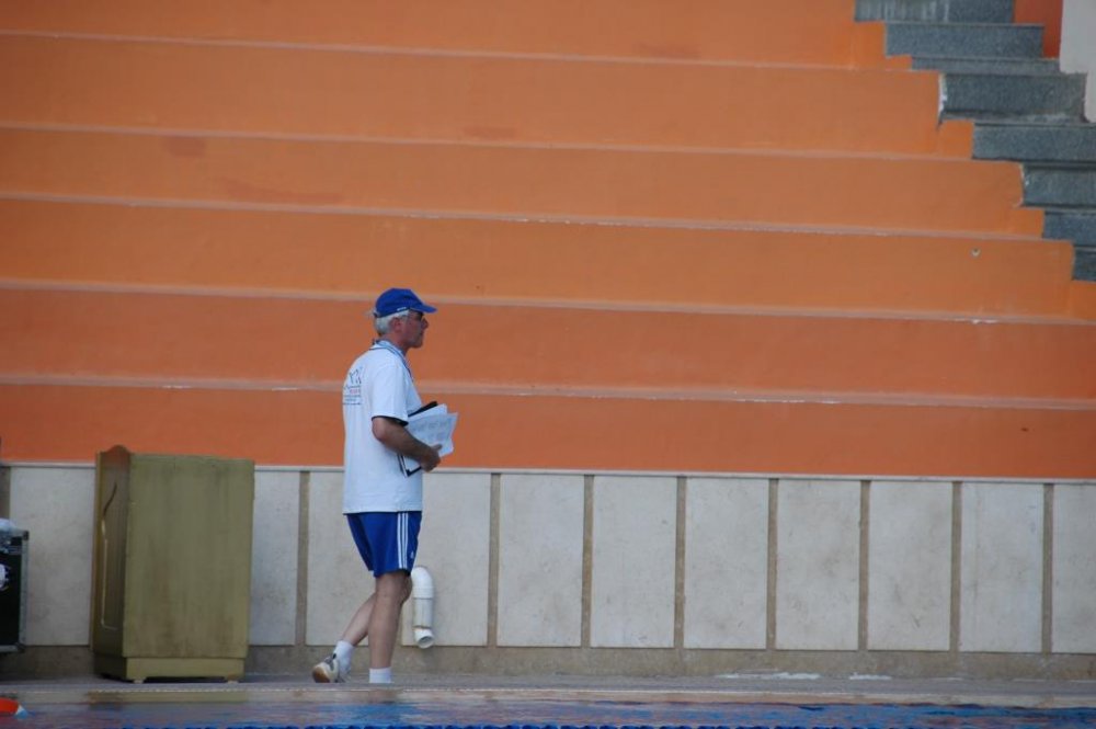 Bob in actie als scheidsrechter op het WK 2010.