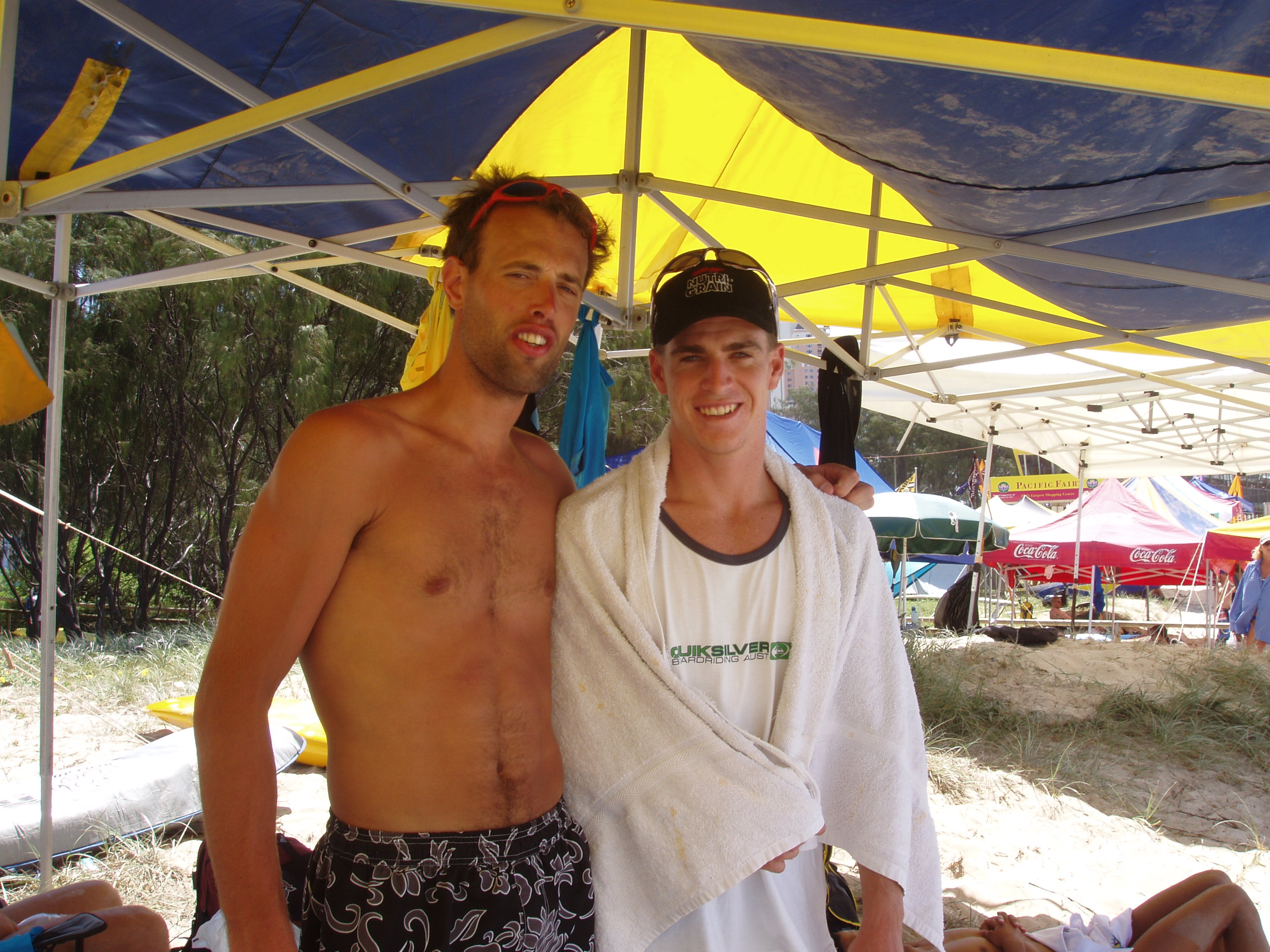 Jeroen Koster & Shannon Eckstein - (Inter)Nationale Life Saving Helden