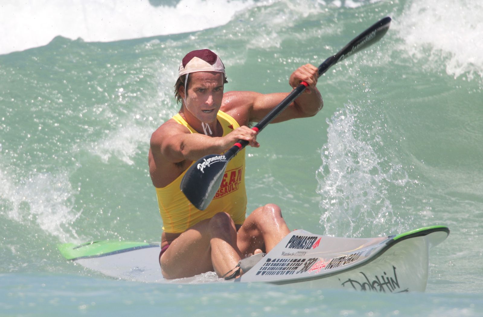 Zane Holmes op de Surf Ski