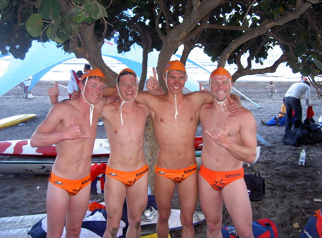Niels wint met zijn team de Europese Titel Beach Relay 2007