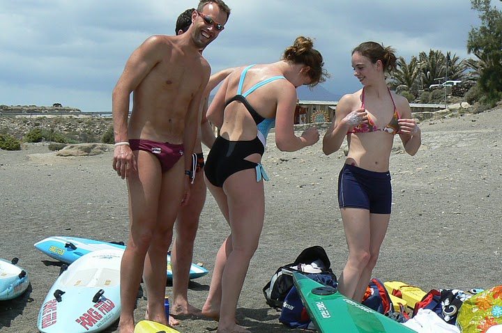 Anneloes (rechts) tijdens de stage op Tenerife in 2007.