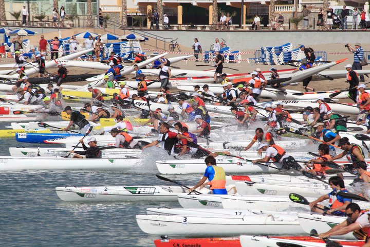 Surfski-Holland in action